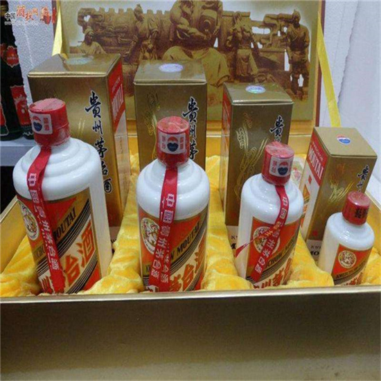 鼓楼青岛即墨30年茅台酒回收多少钱哪里回收(附近上门回收茅台酒）?